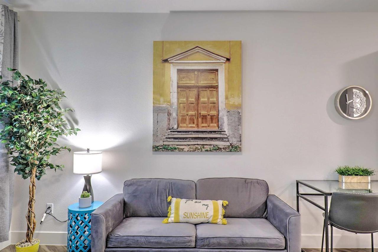 Apartamento Courtyard View-walk Score 81-shopping District-king Bed-parking G3043